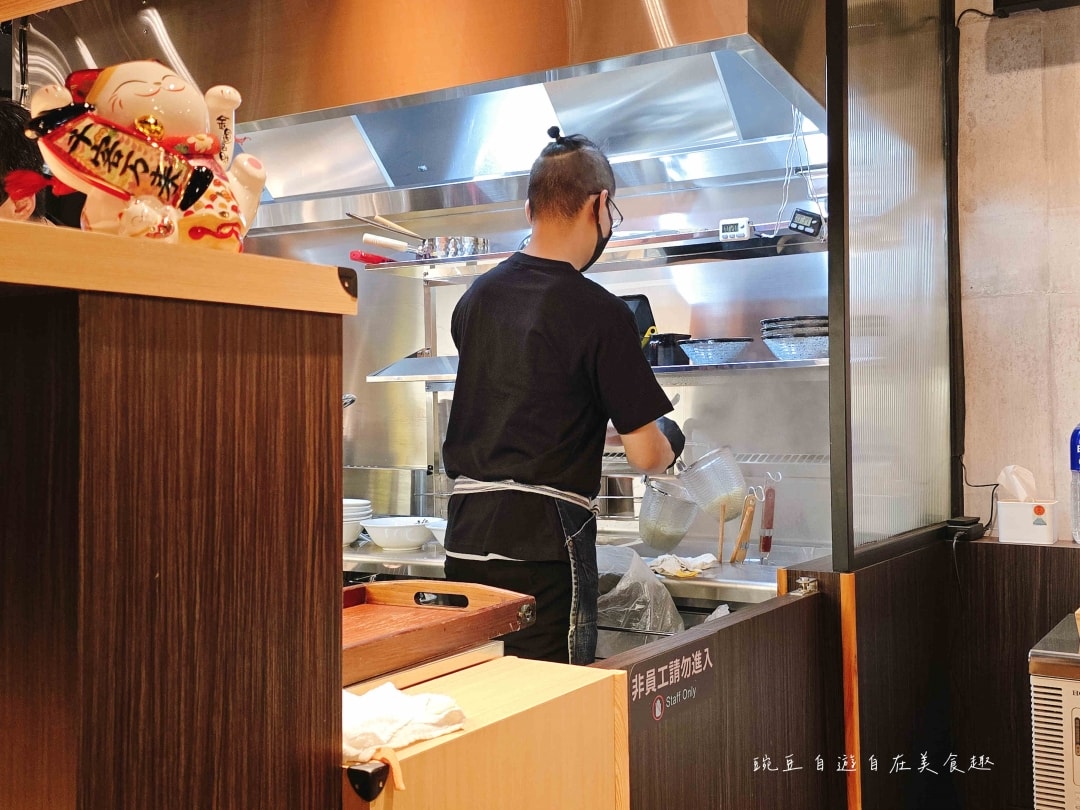 麵柒八ラーメン(鳳山拉麵)龍蝦拉麵 宵夜史上最強豚骨拉麵 全新升級回歸最新菜單 - 第10張圖