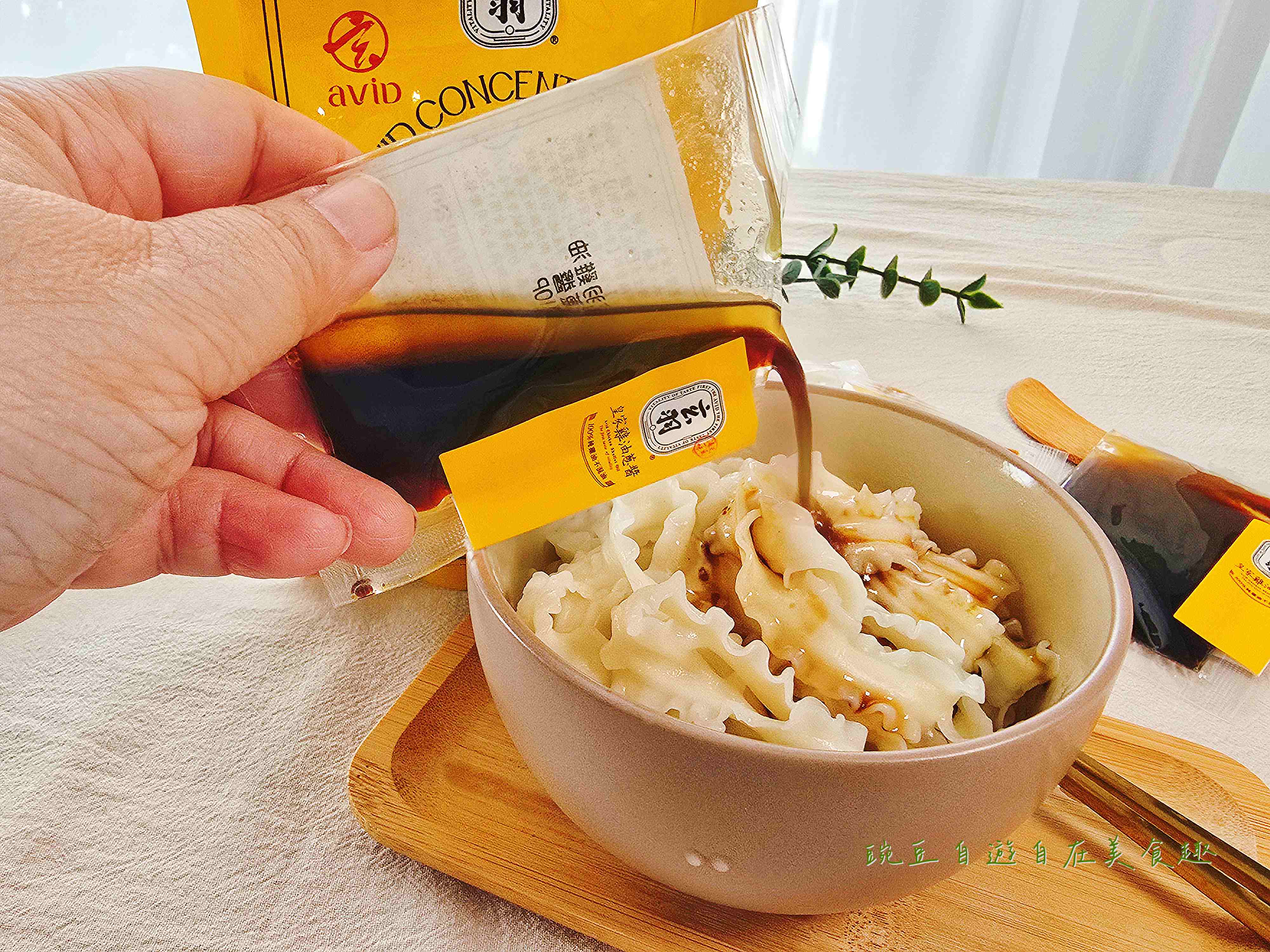 滴雞精推薦|玄羽皇家滴雞精 美味方便補營養 皇家雞油蔥醬 料理好幫手 - 第12張圖 滴雞精推薦|玄羽皇家滴雞精 美味方便補營養 皇家雞油蔥醬 料理好幫手