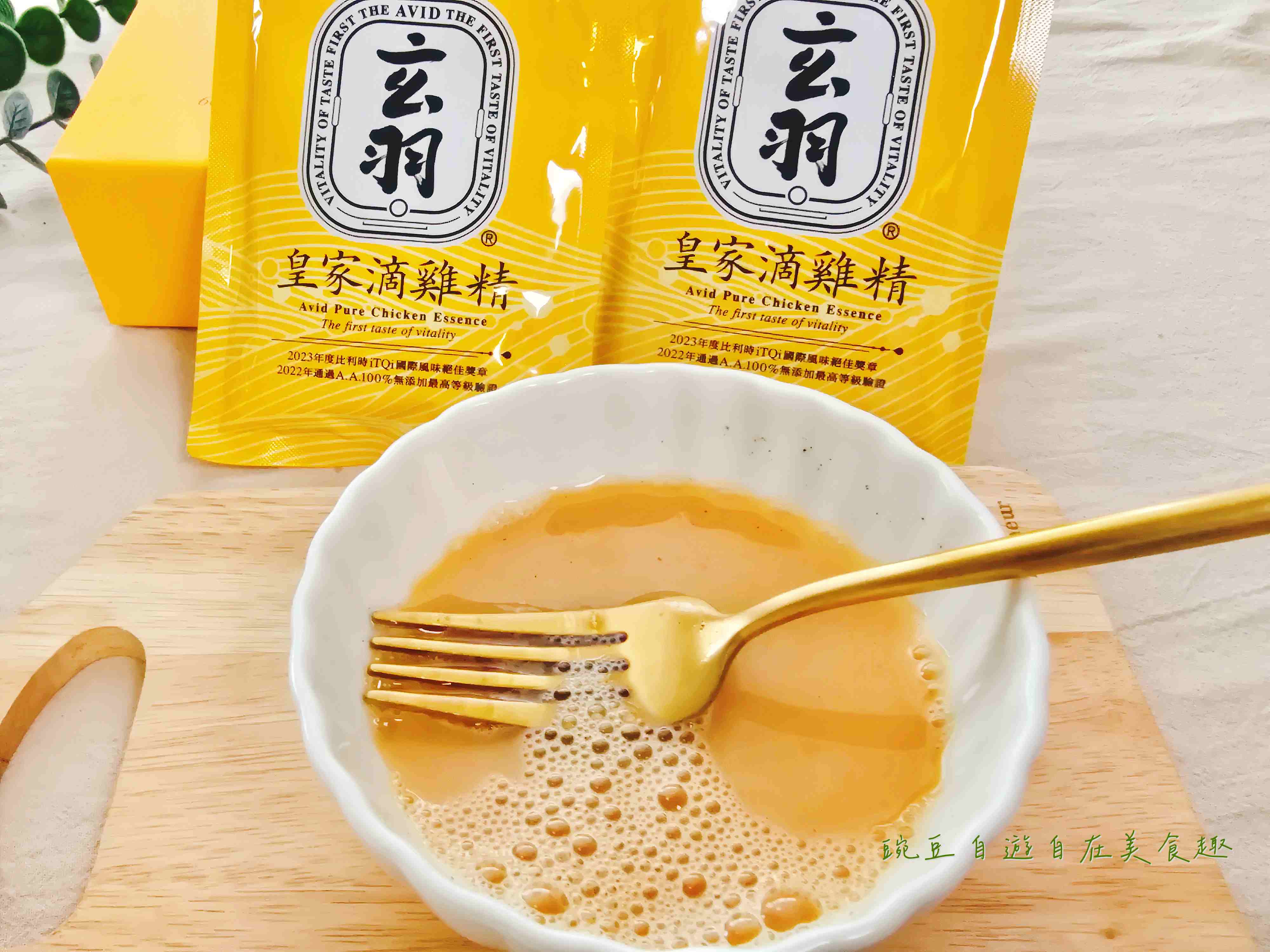 滴雞精推薦|玄羽皇家滴雞精 美味方便補營養 皇家雞油蔥醬 料理好幫手 - 第6張圖 滴雞精推薦|玄羽皇家滴雞精 美味方便補營養 皇家雞油蔥醬 料理好幫手