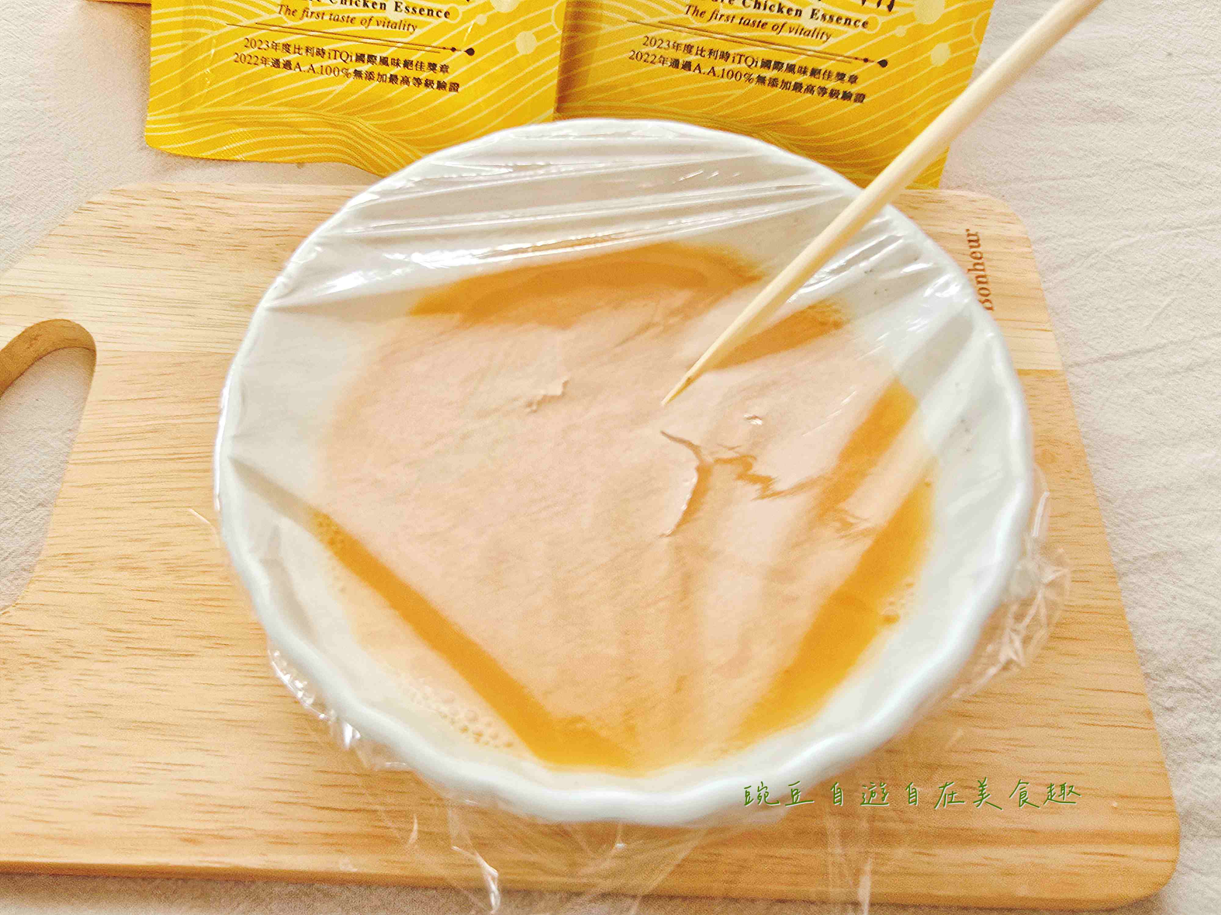 滴雞精推薦|玄羽皇家滴雞精 美味方便補營養 皇家雞油蔥醬 料理好幫手 - 第7張圖 滴雞精推薦|玄羽皇家滴雞精 美味方便補營養 皇家雞油蔥醬 料理好幫手