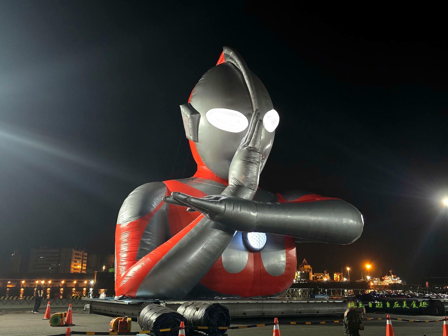 2026 高雄冬日遊樂園攻略：超人力霸王 Ultraman 登陸愛河灣！時間、地點、必拍亮點全攻略